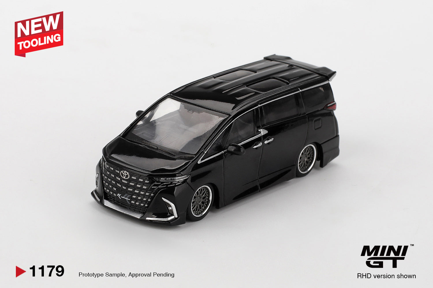 MGT01179-R - Toyota Alphard 40 Kuhl BLACK (RHD) 1:64